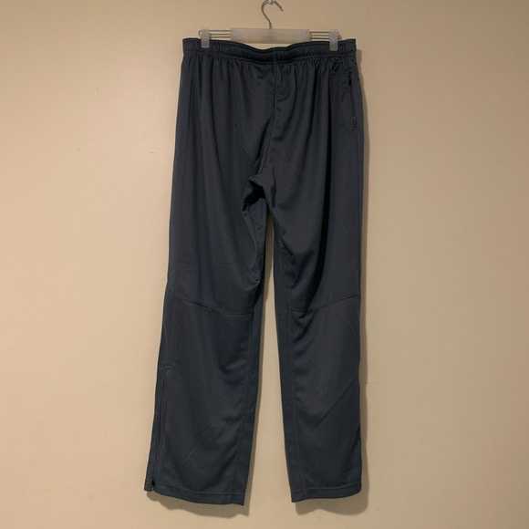 Nike Dri-Fit Livestrong Sweatpants - Picture 2 of 7